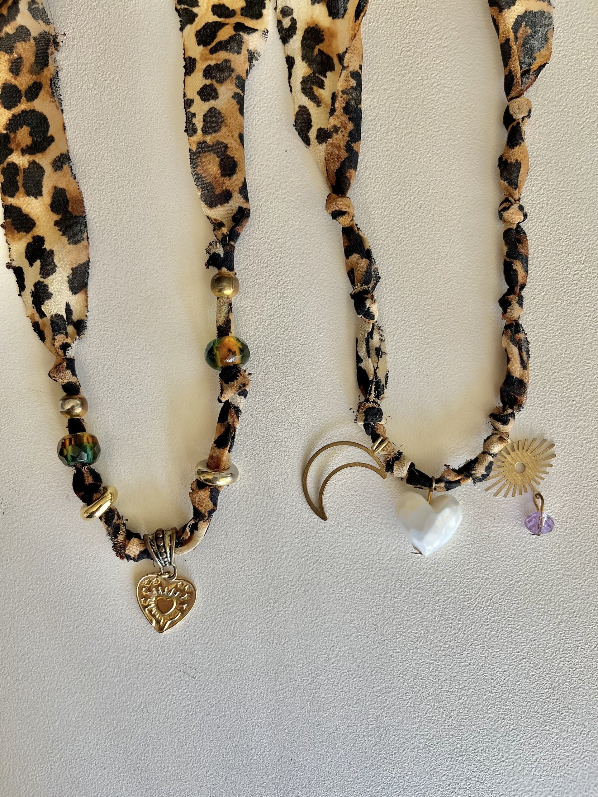 Collar corto leopardo - 3