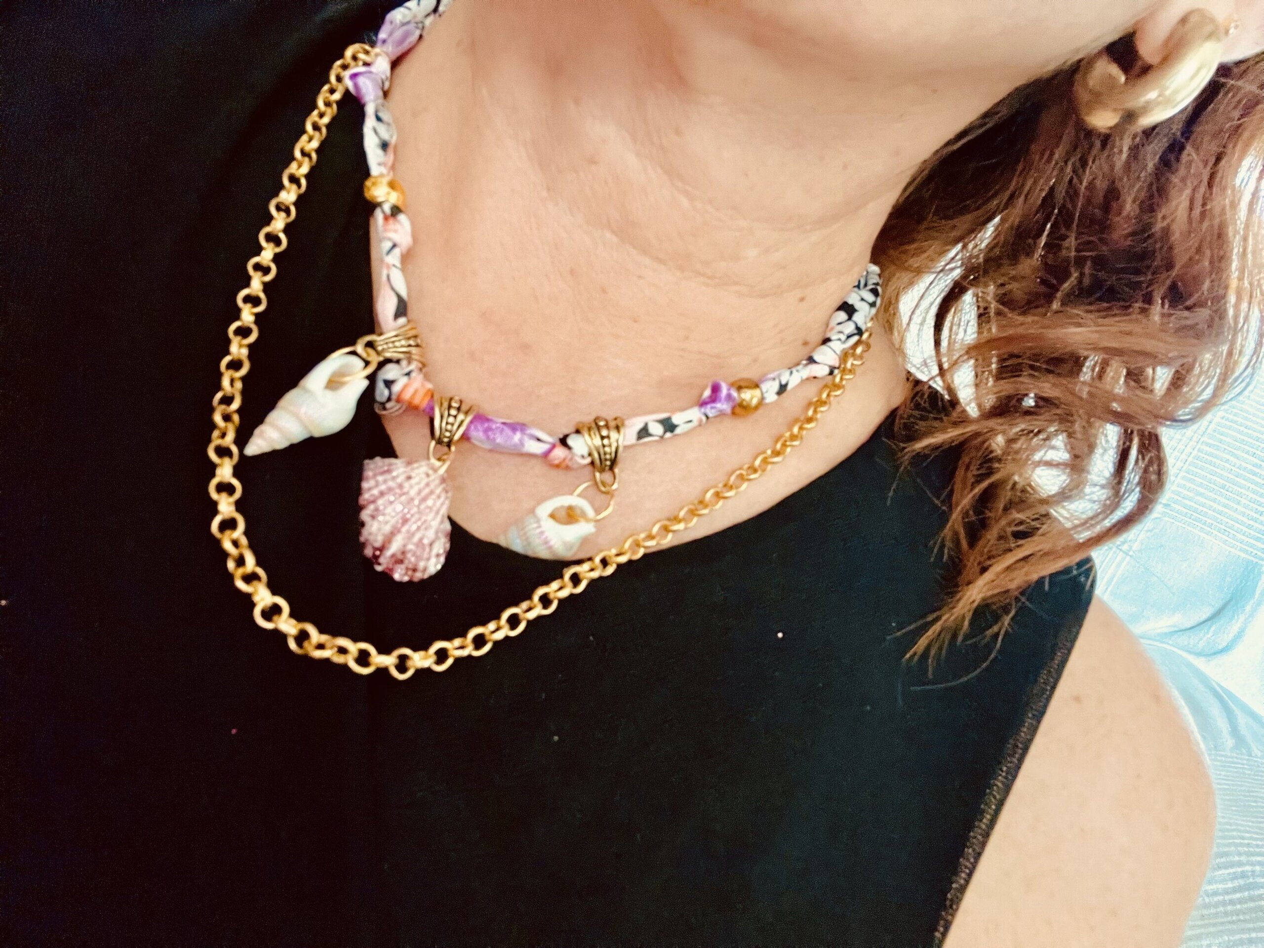 Collar Corto dorado Conchas - 3
